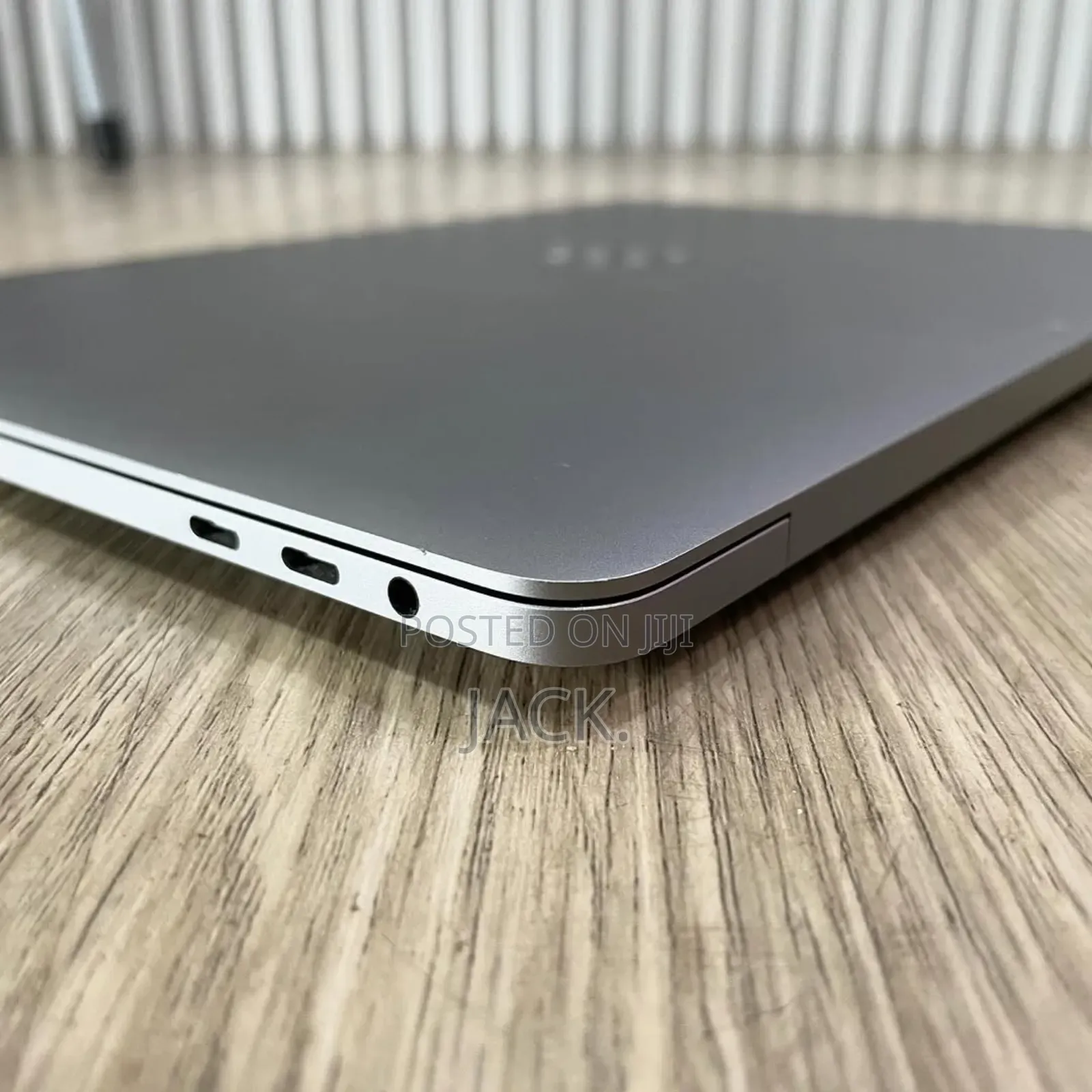 Laptop Apple MacBook Pro 2021 M1 8GB Apple M1 SSD 512GB