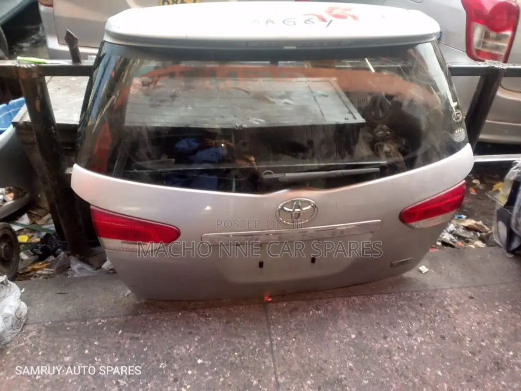 Toyota Wish 2010 Boot /Tailgate