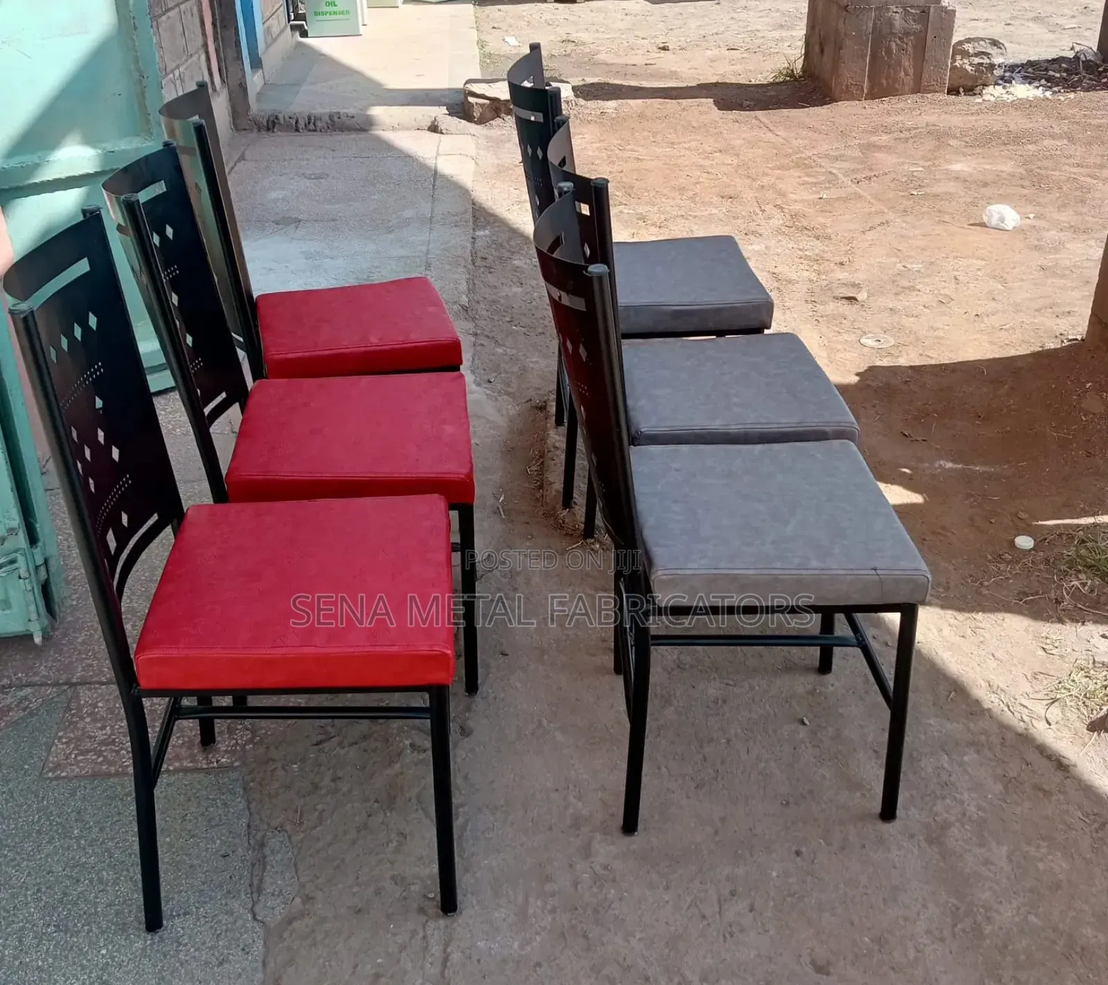 Affordable Hotel Chairs With Powder Coating Finish.