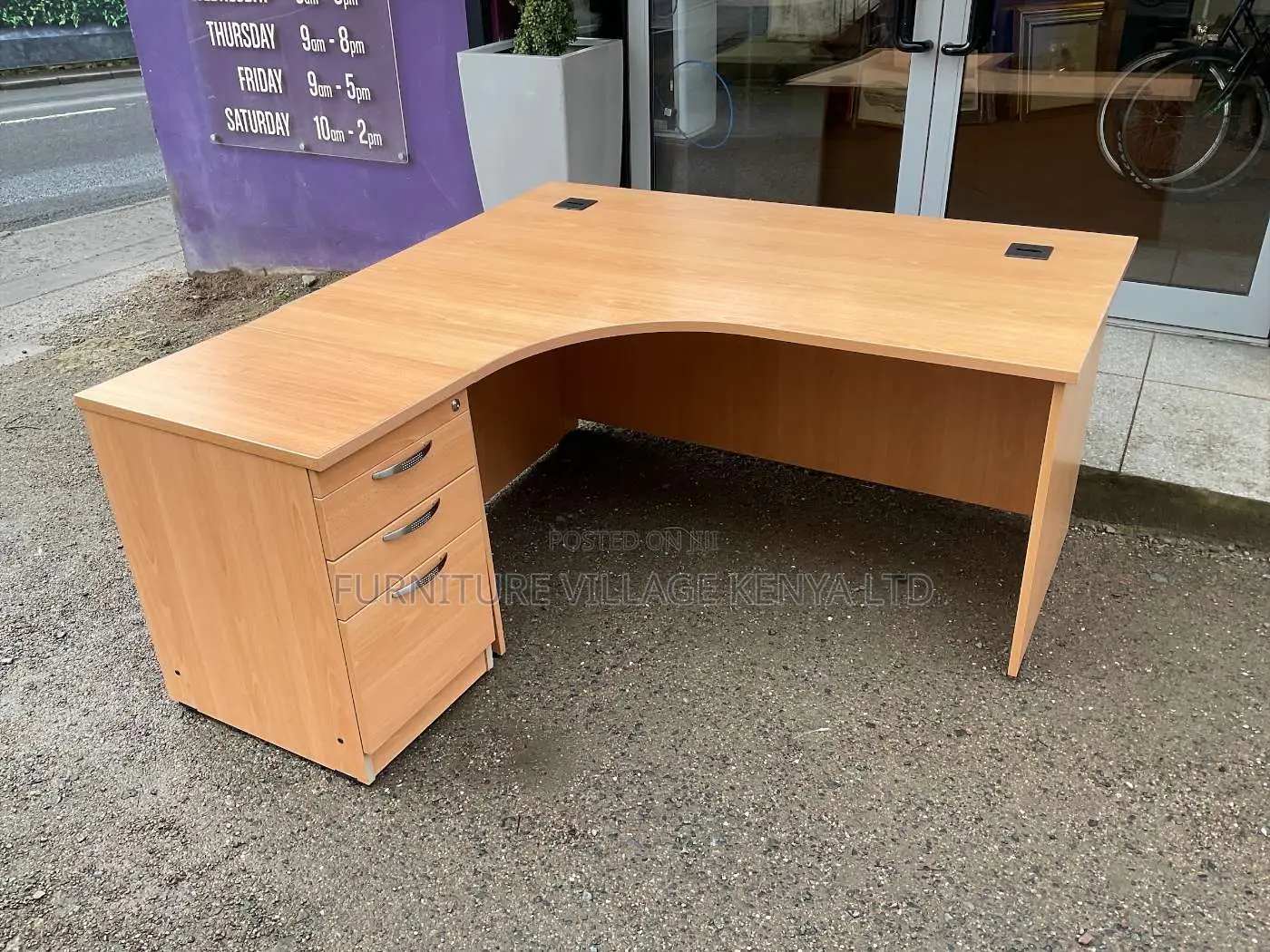 Clerical Desking:120cm Home Office Curved Workstation