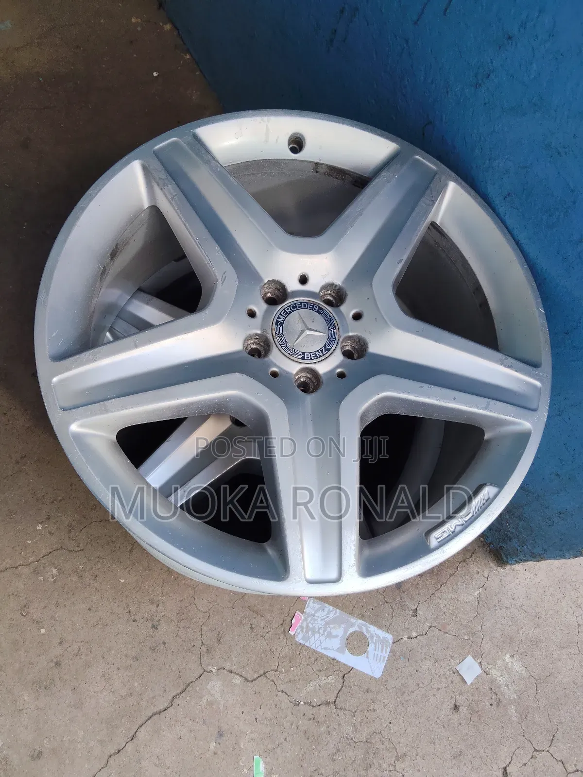 Mercedes-Benz Rims 20inchs at 