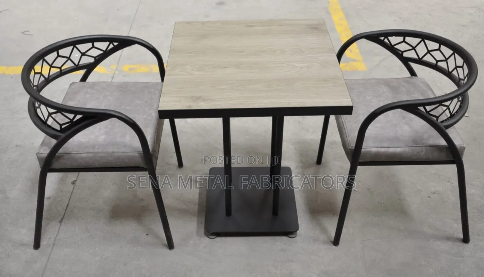 Restaurant 2 Seater Coffee Table With Unique Laser-Cut.