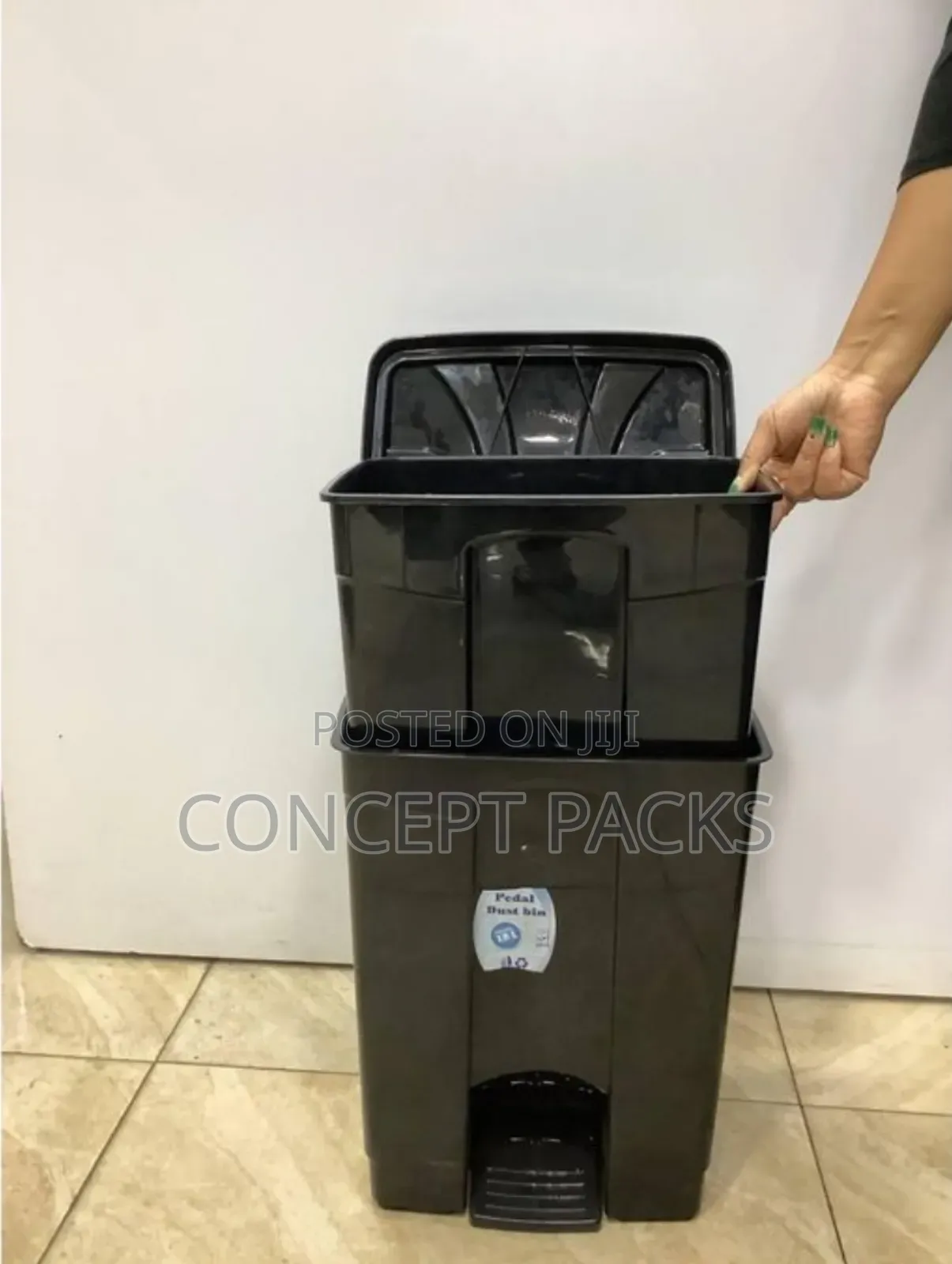18 Litres Office Waste Pedal Bins.
