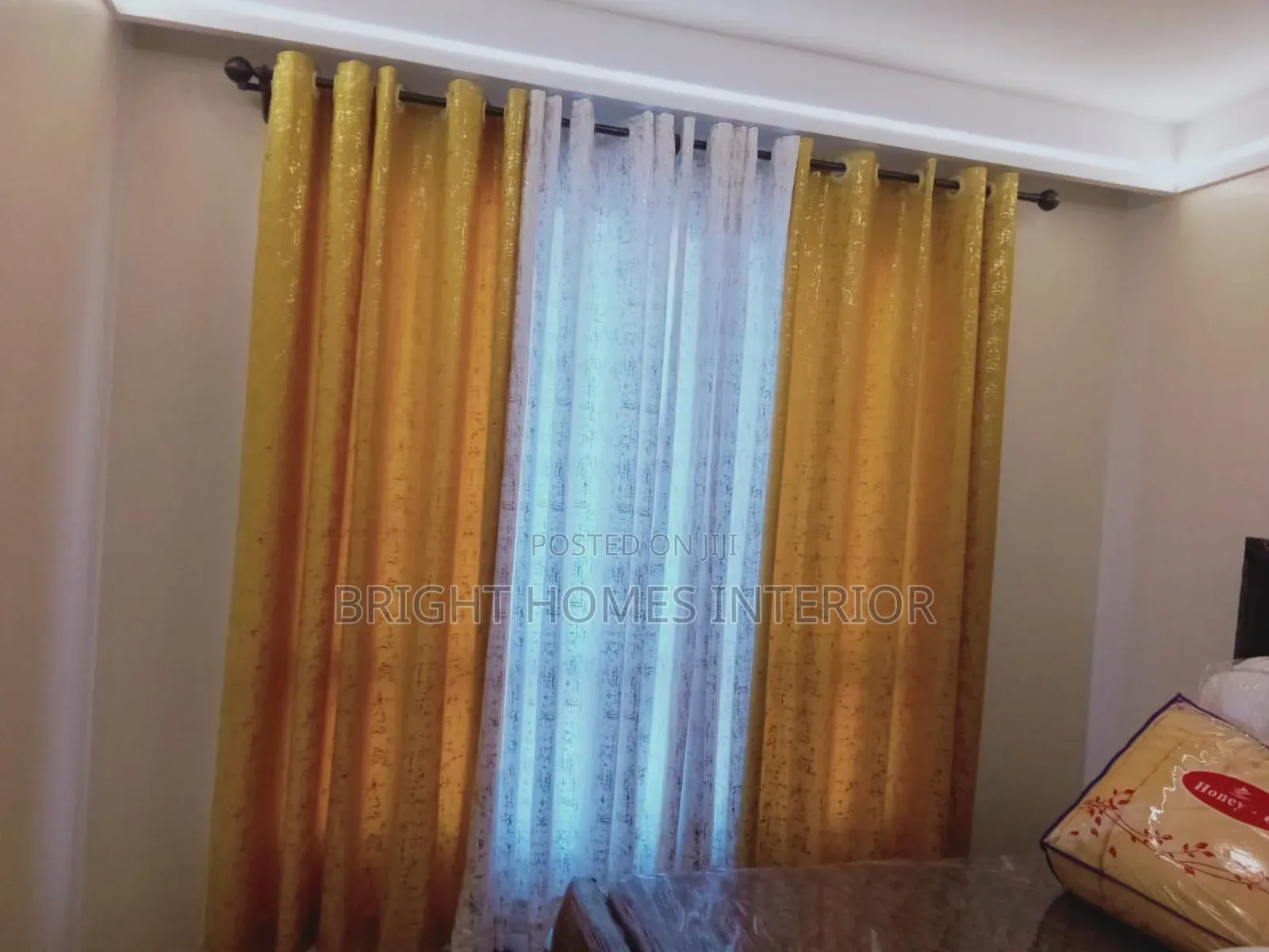 Curtain Velvet Best Curtain for Blending White and Yellow