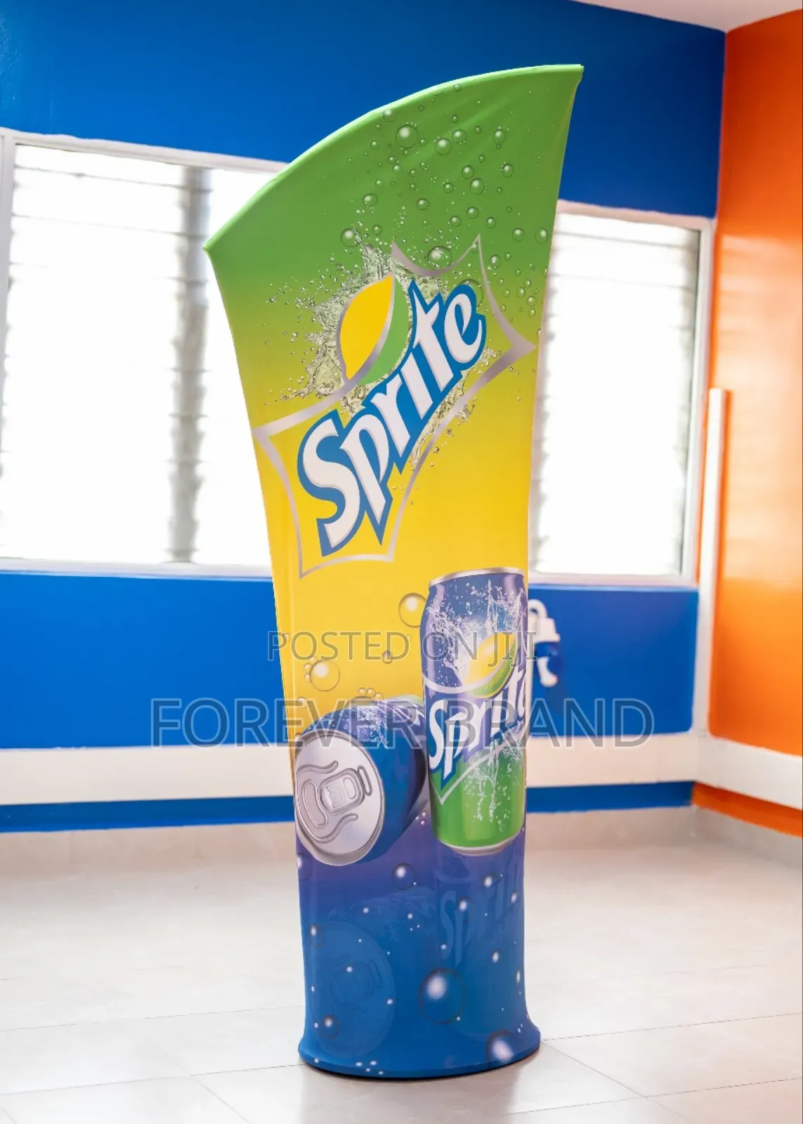 Outdoor Indoor Wave Pillar Banner