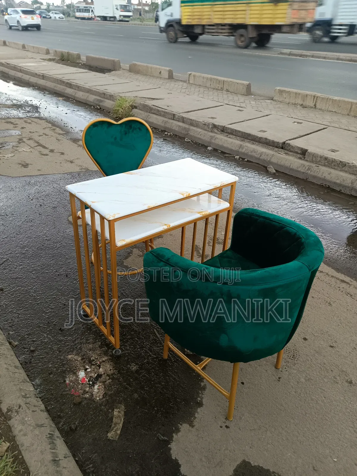 Manicure Set, Styling, Love Seat and Marble Table, Green 