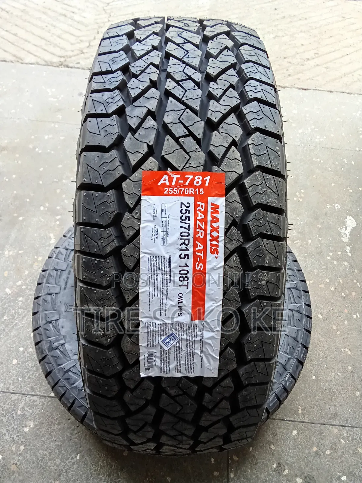 255/70r15 Maxxis Razr At781