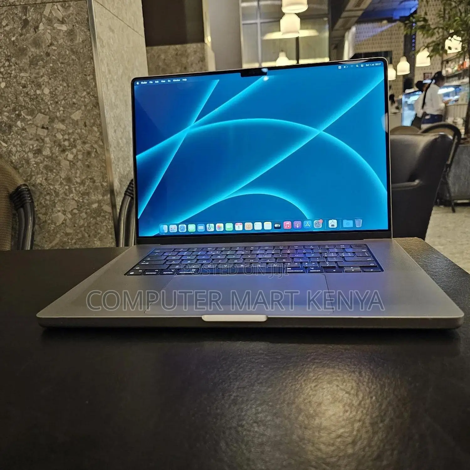 New Laptop Apple MacBook Pro 16GB Apple M1 Pro SSD 512GB