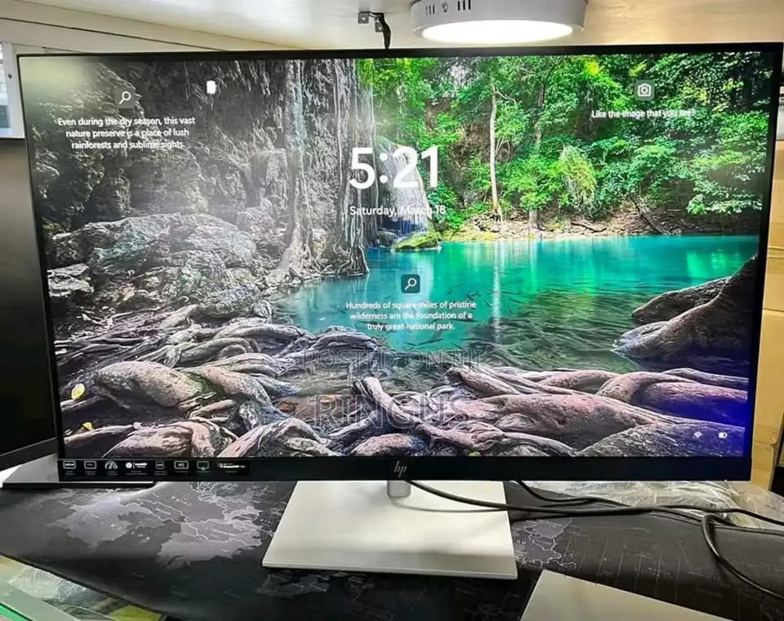 Monitor U32 