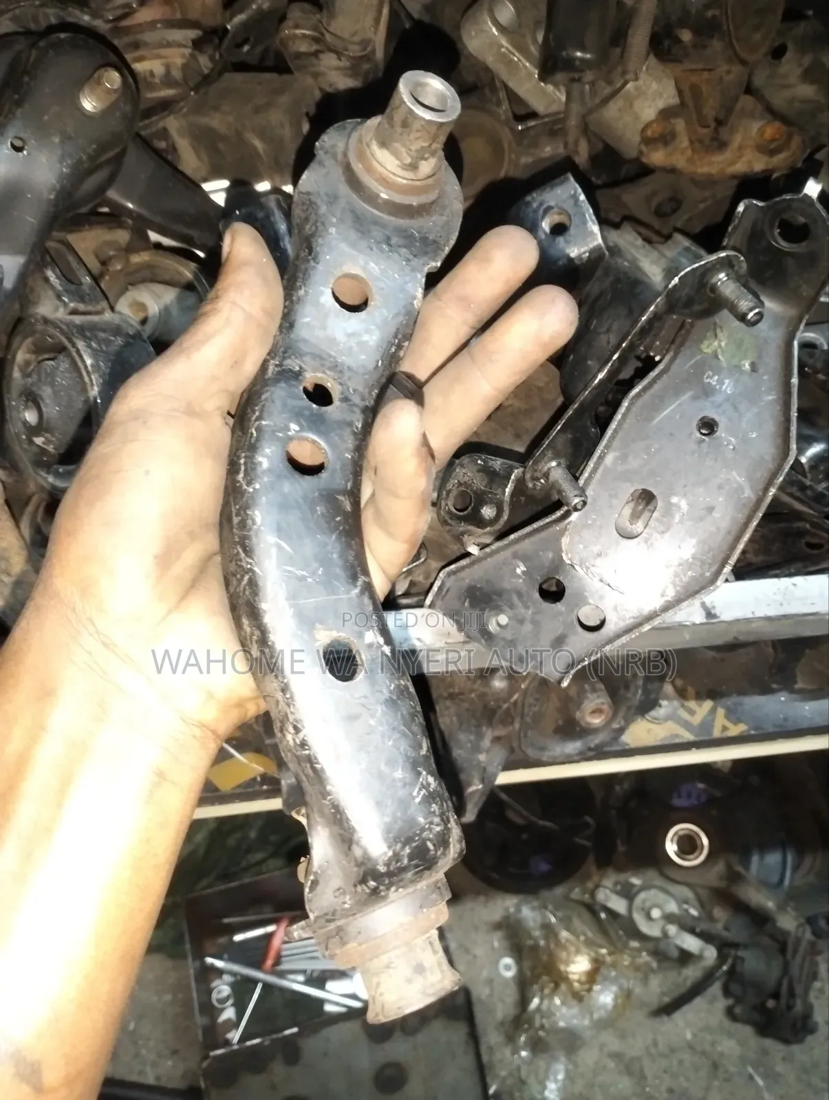 Nissan Tiida Near Crossmember,Rear Gear Mounting
