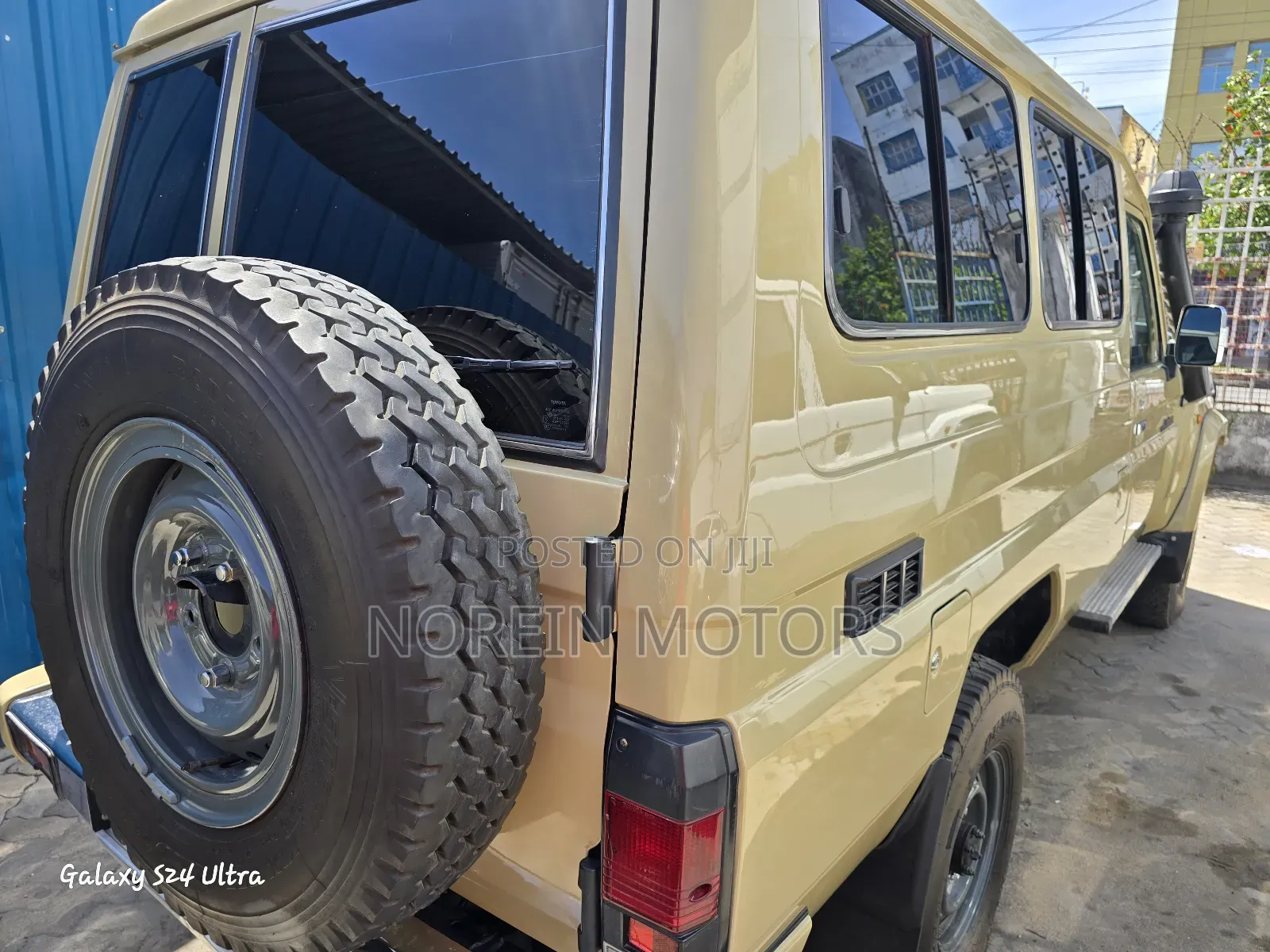 Toyota Land Cruiser 2019 Beige