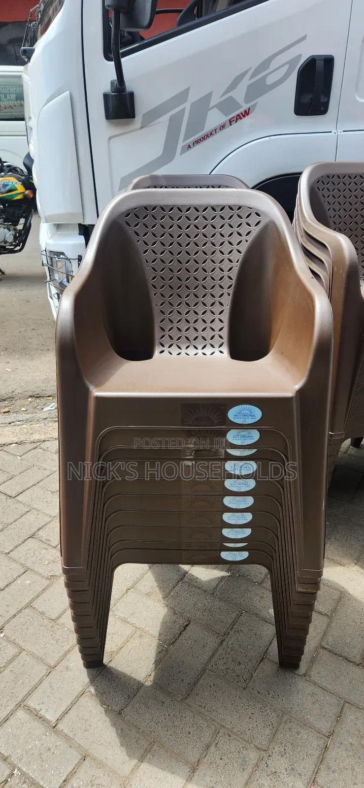 Plastic Chairs With Double Coat Layer,Very Sturdy Chairs