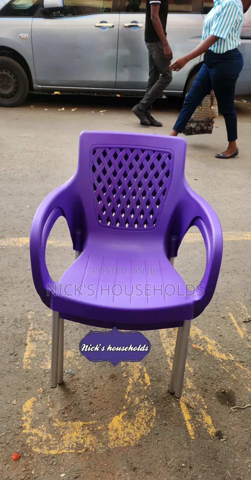 Plastic Chair, Chairs With Metallic Aluminum Color Legs
