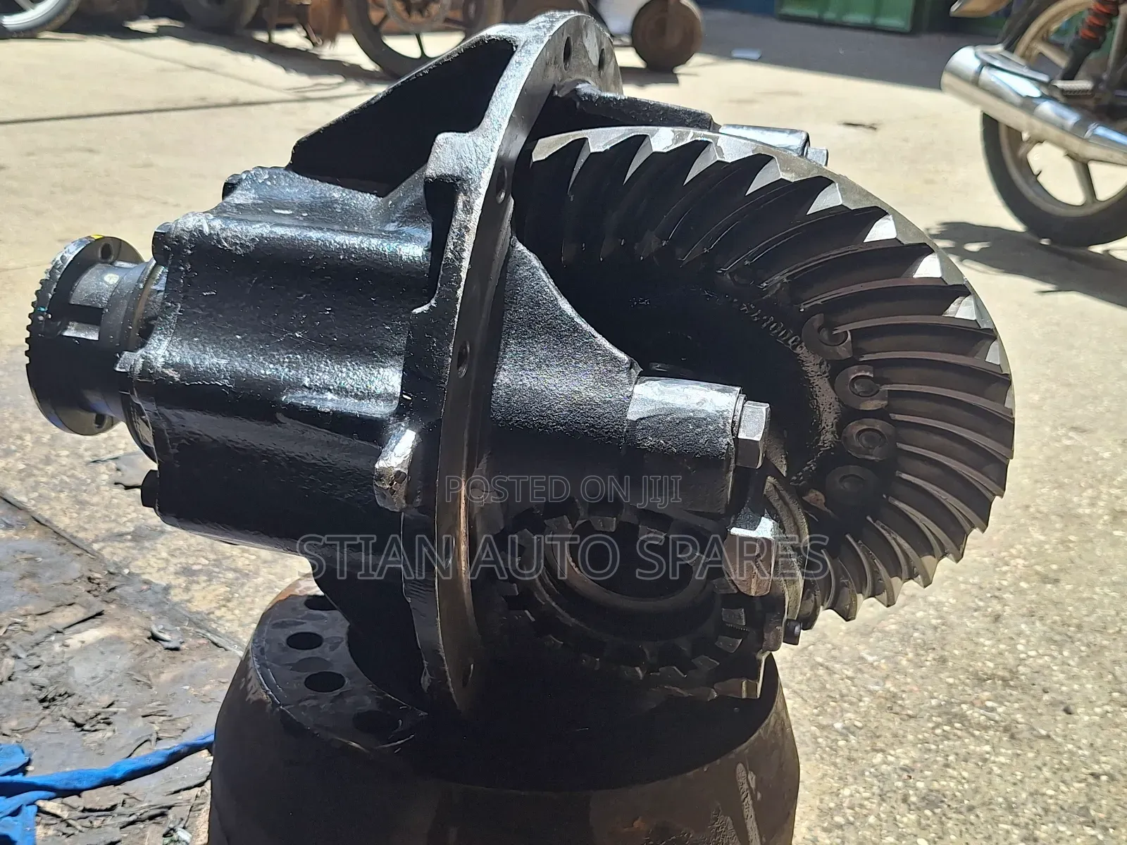 Fuso Fi New Model Complete Diff and Axle