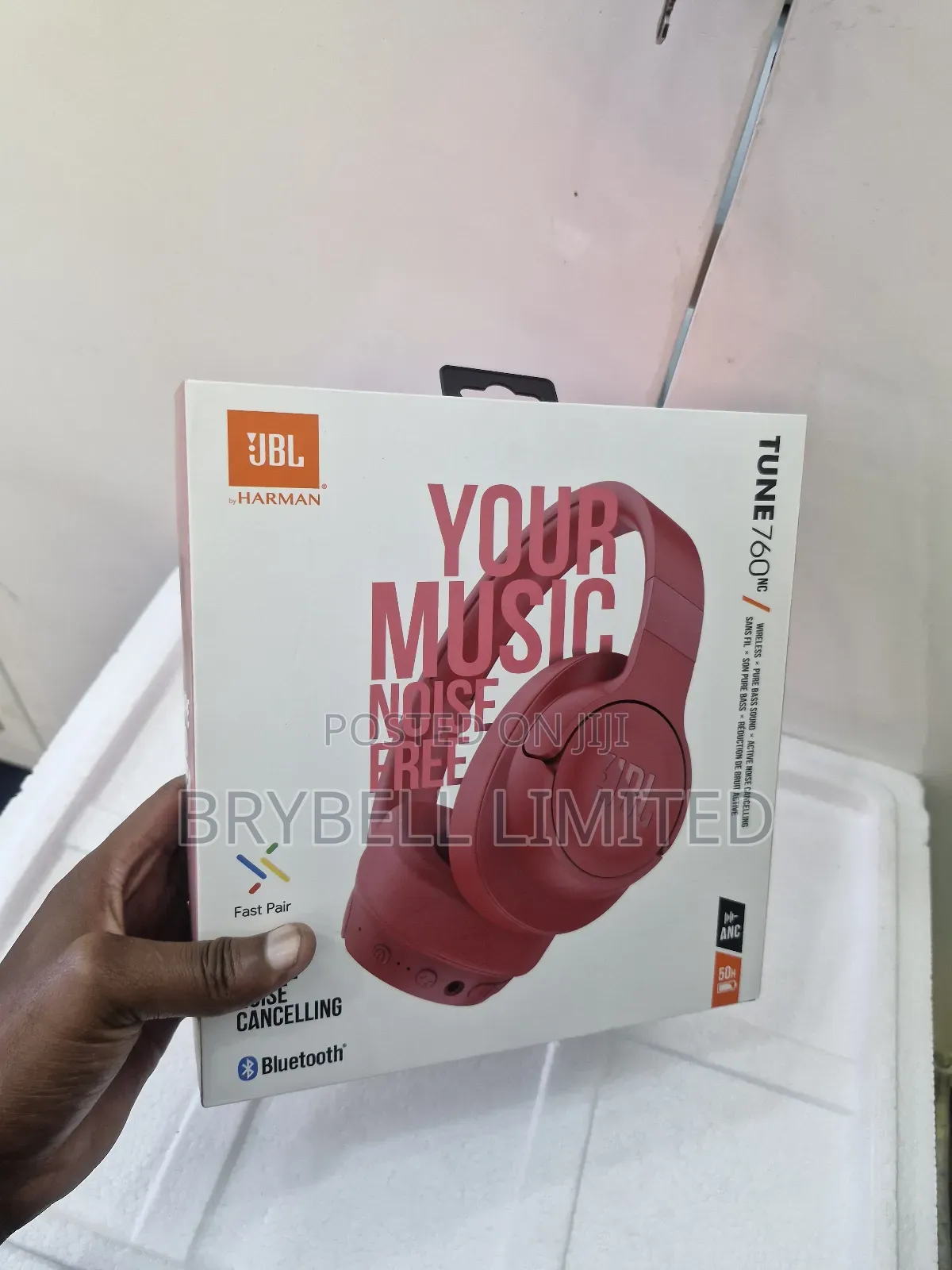 Brand New JBL Harman 760 Nc