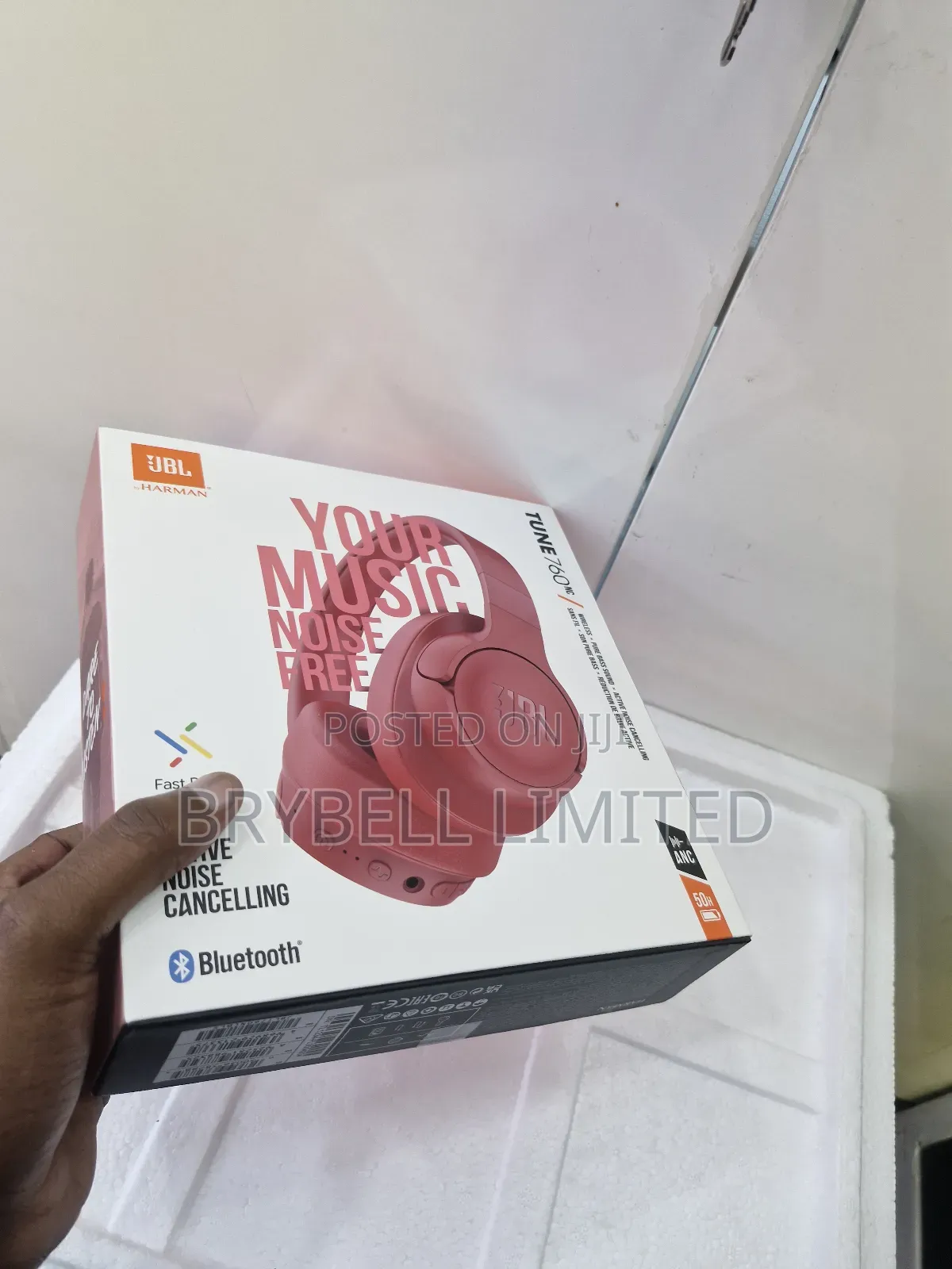 Brand New JBL Harman 760 Nc