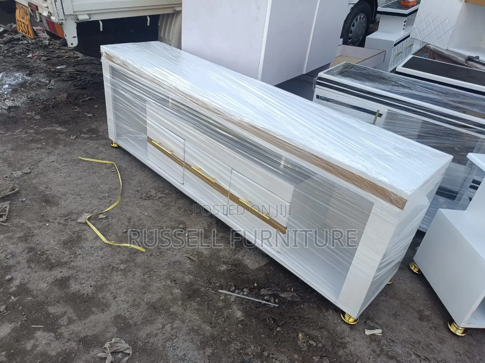 Golden White Tv Stand