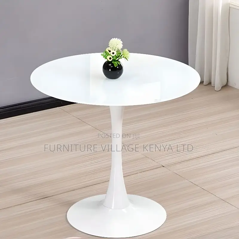 Dining Tables: Modern Circular Dining Table With Glossy Top