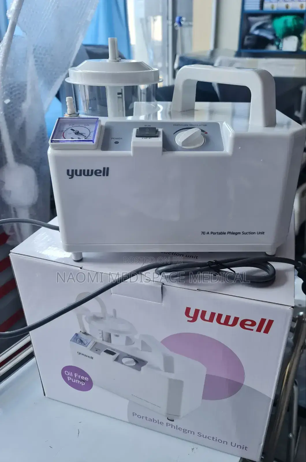 One Bottle Yuwell Suction Machine