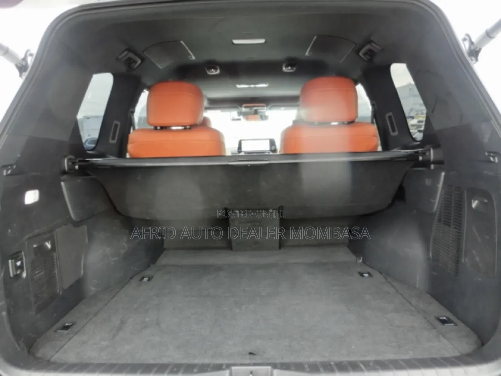 Lexus LX 2022 White
