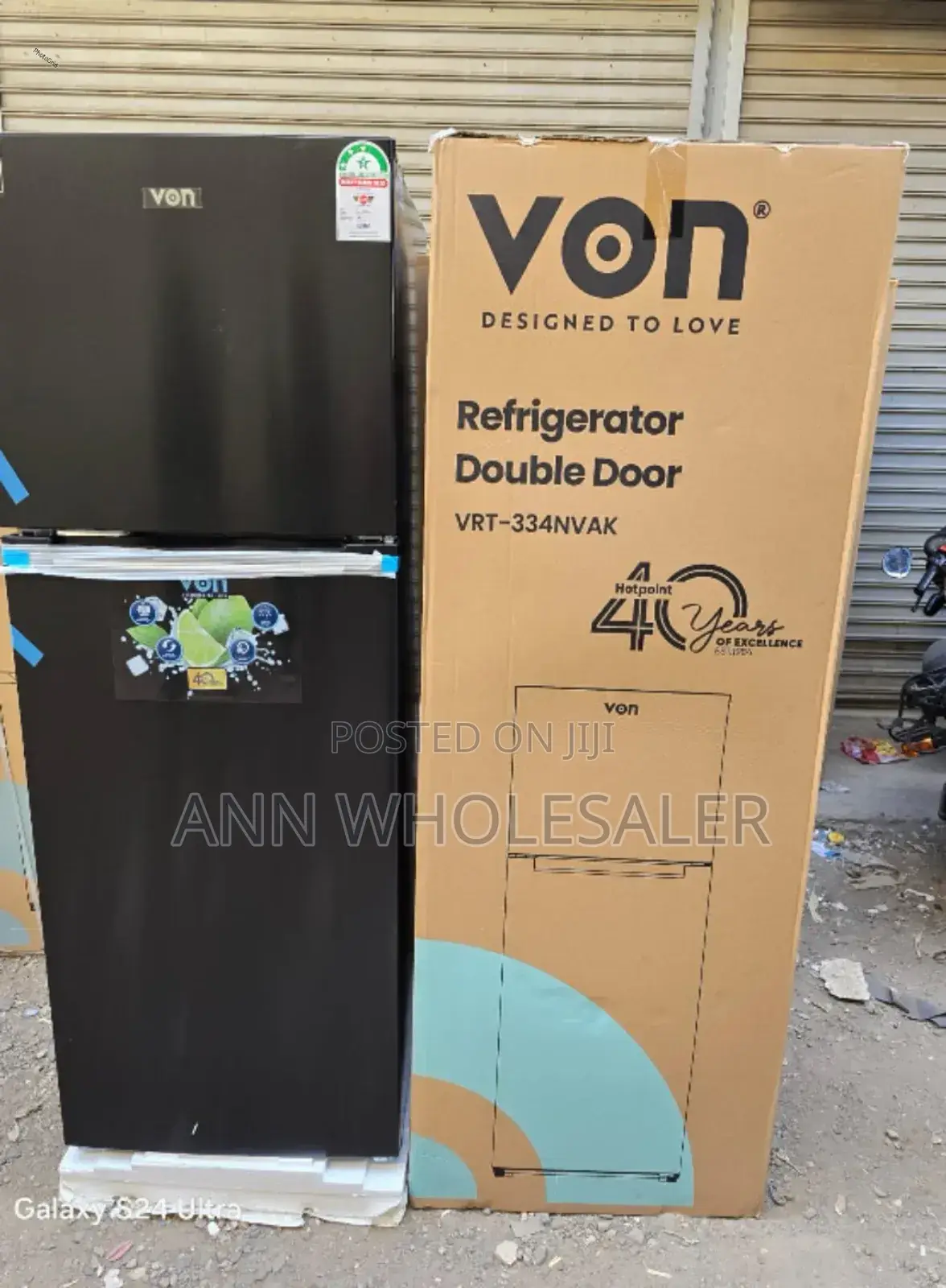 Double Door Fridge / Von 334 Refrigerator