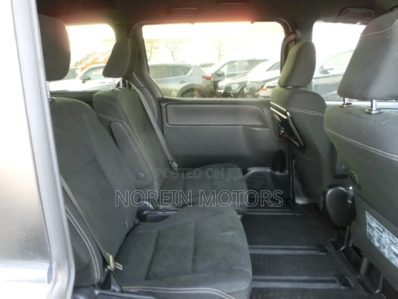 Toyota Esquire 2019 Brown