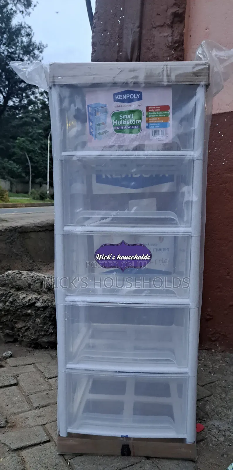 White Plastic Drawer 5 Racks