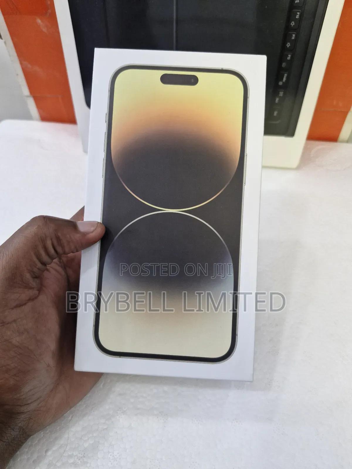New Apple iPhone 14 Pro Max 256 GB Gold