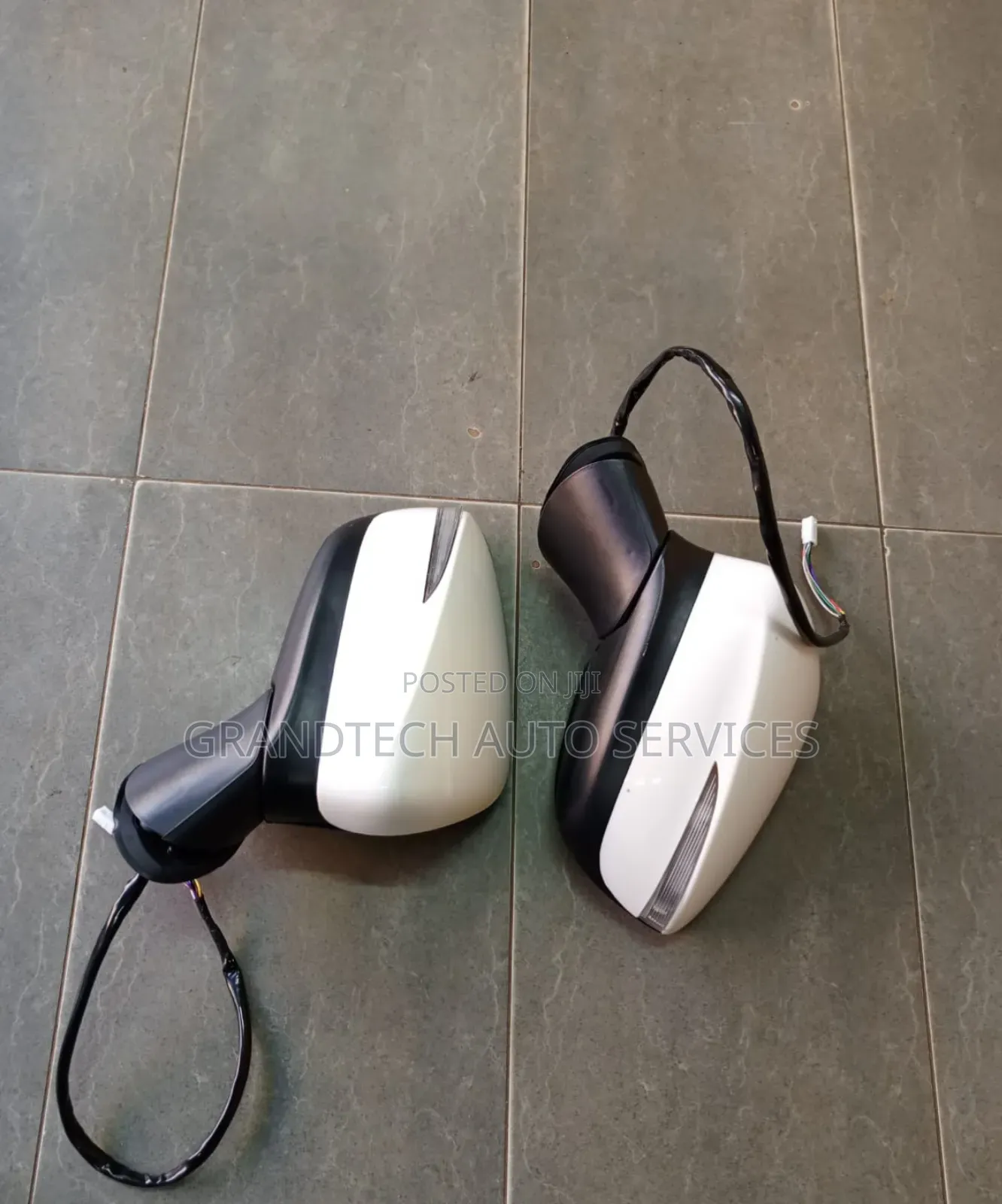 Mazda Cx-5 2016 Side Mirrors [With RVM Sensor]