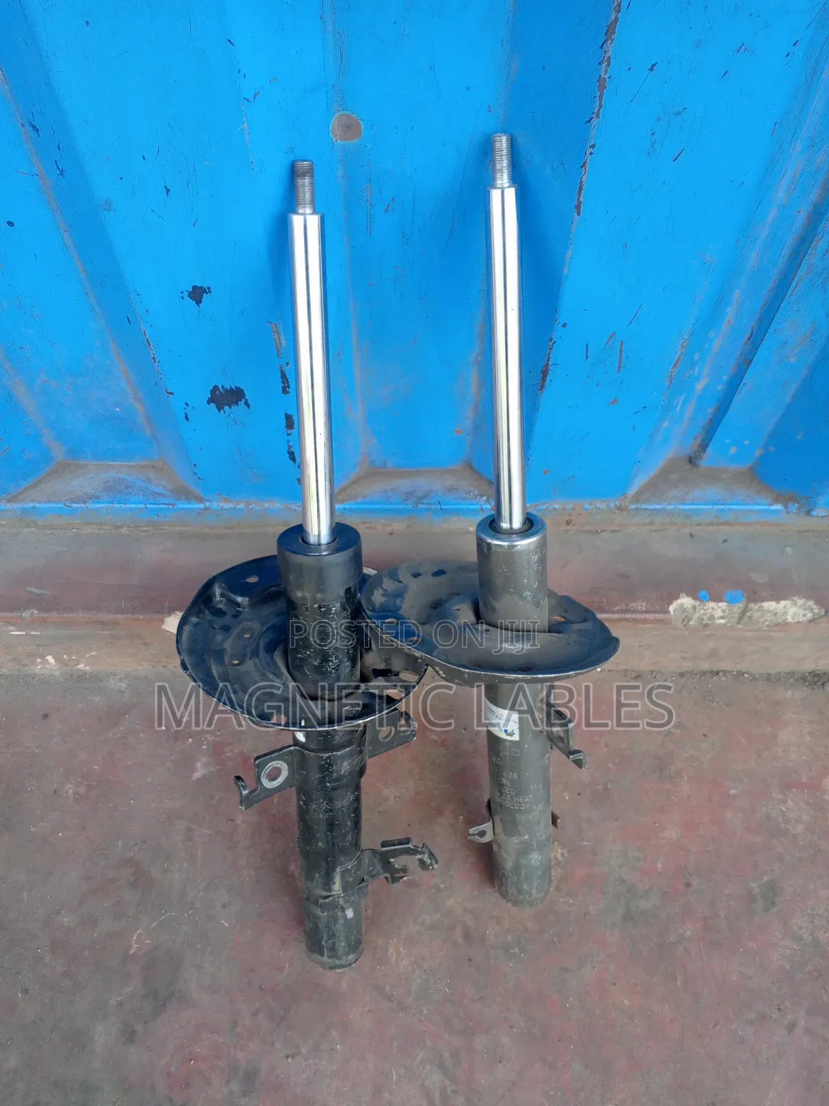 Nissan X Trail Nt32 Front Shock Absorbers