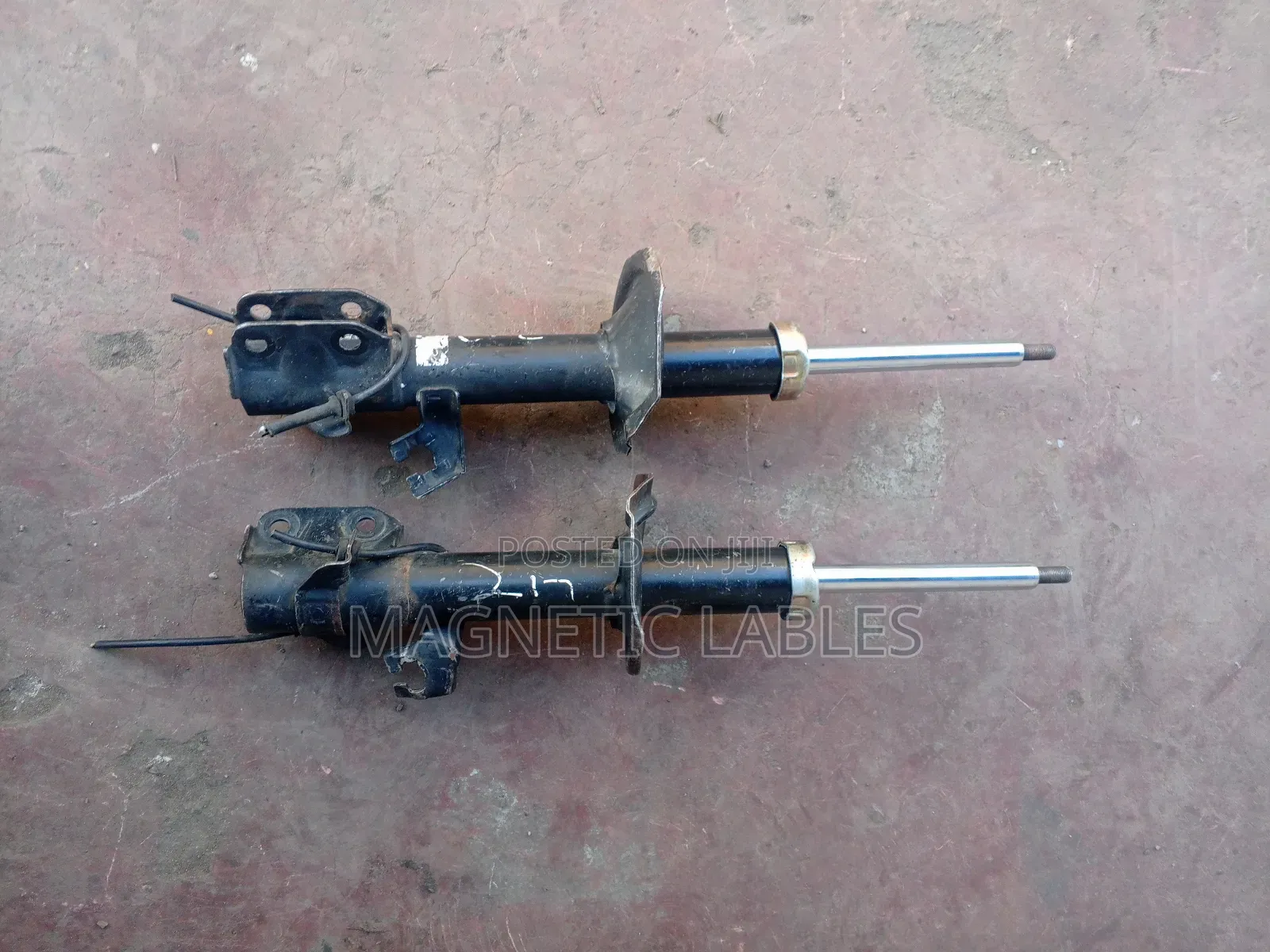 Nissan Wingroad Y12 Front Shock Absorbers