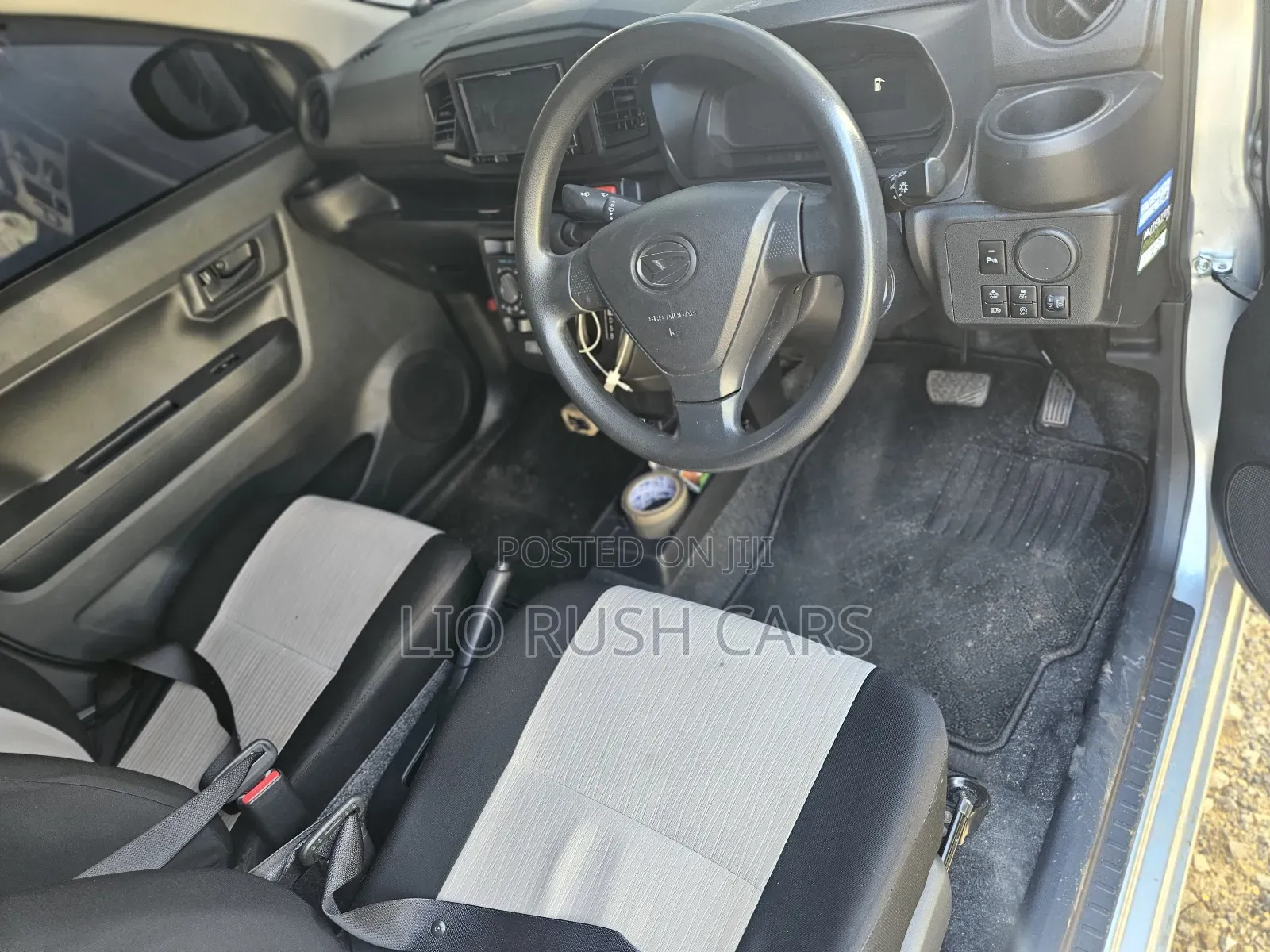 Daihatsu Mira 2018 Silver