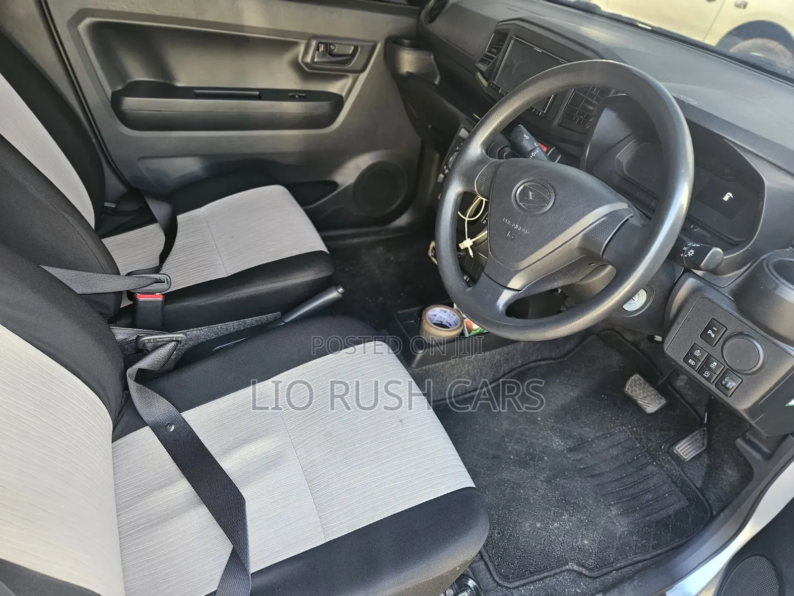 Daihatsu Mira 2018 Silver