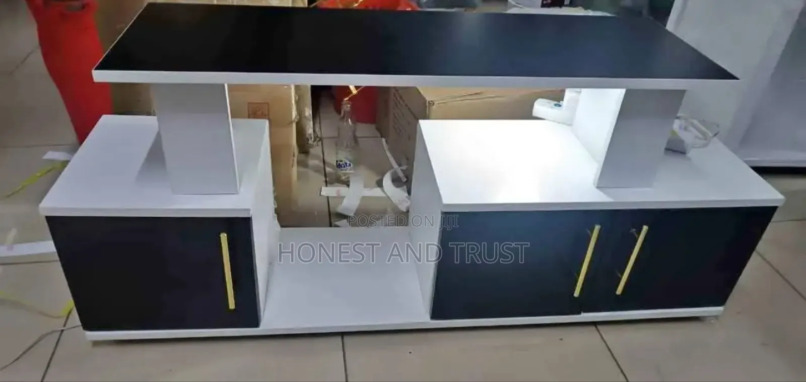 Instabul 2 Tv Stand