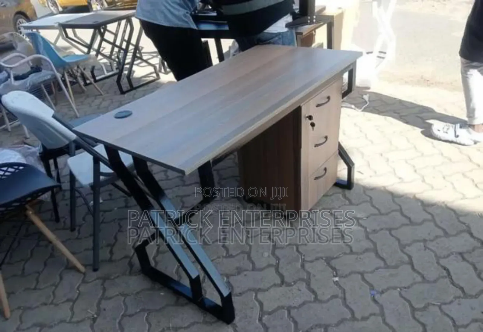 1.2 Mtrs Metallic Office/Home Computer Desk+ Pedestal Drawer