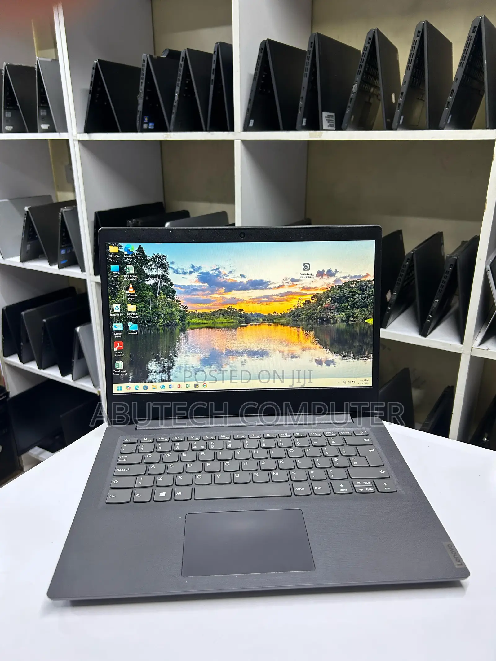 Laptop Lenovo Ideapad V14 IGL 8GB AMD SSD 256GB