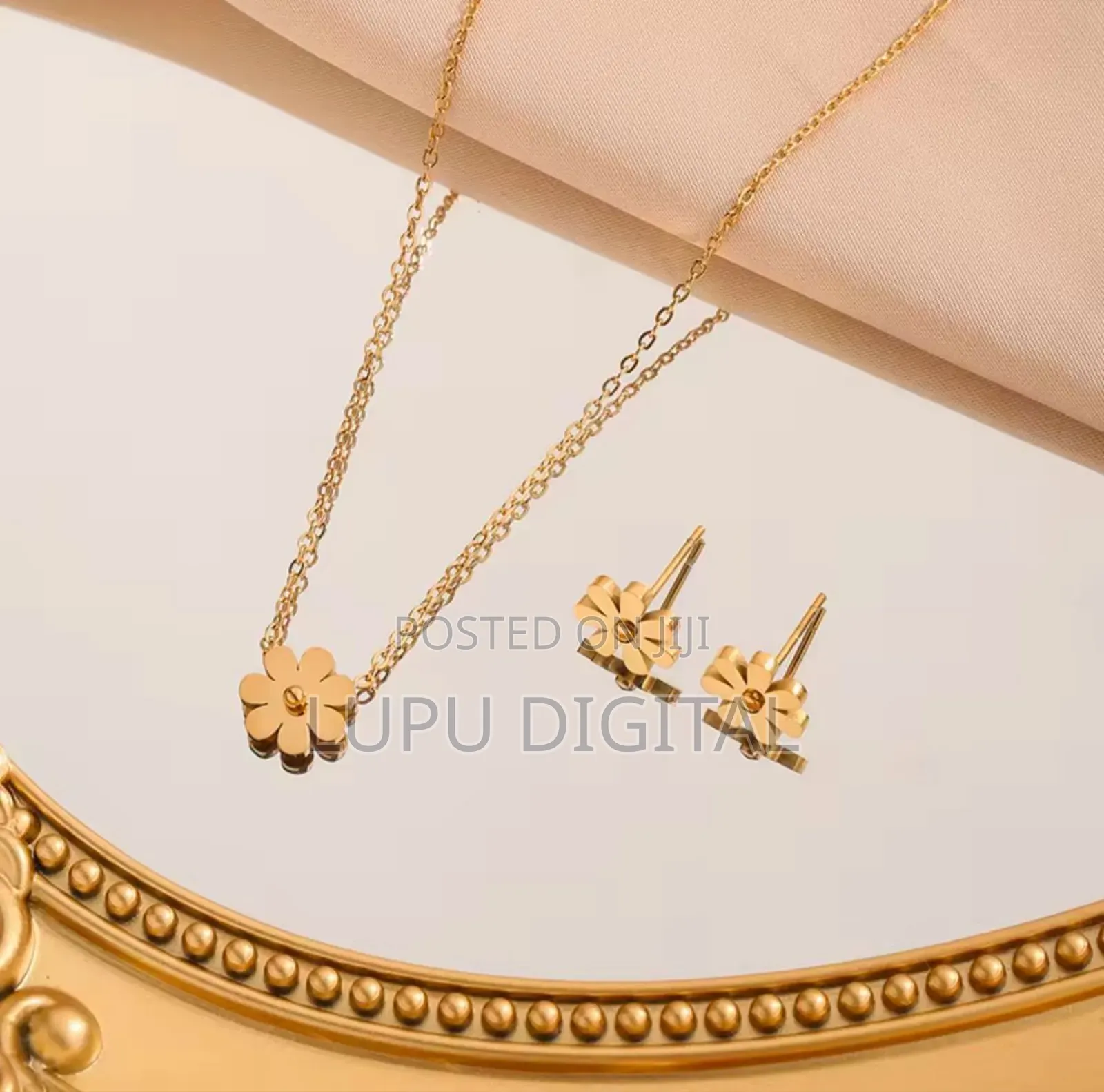 Matching Jewellery Set