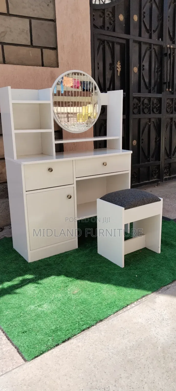 Dressing Table Vanity With Stool