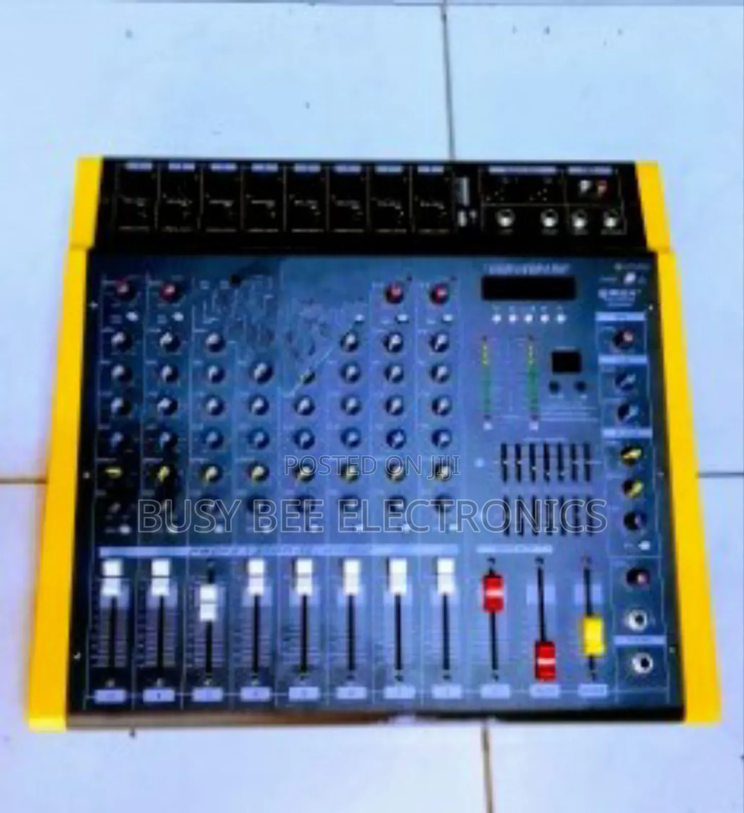 Max Powered Audio Mixer 8 Channel