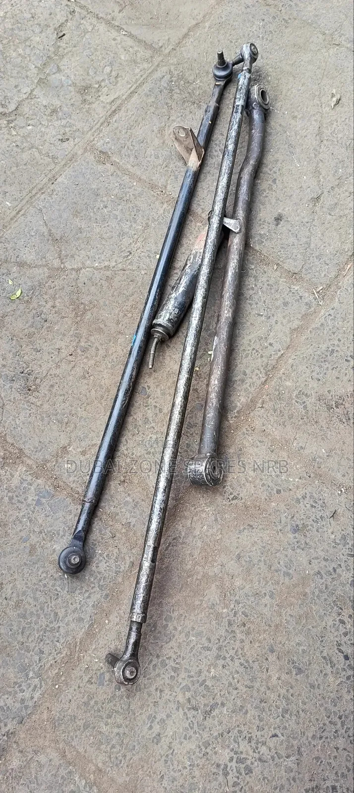 Nissan Patrol Centre, Main,Track Rods.
