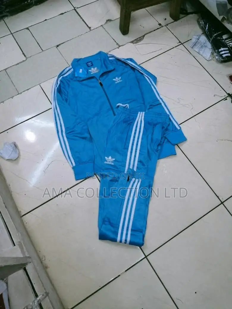 Imported Tracksuits – Perfect for All Your Outdoor Needs