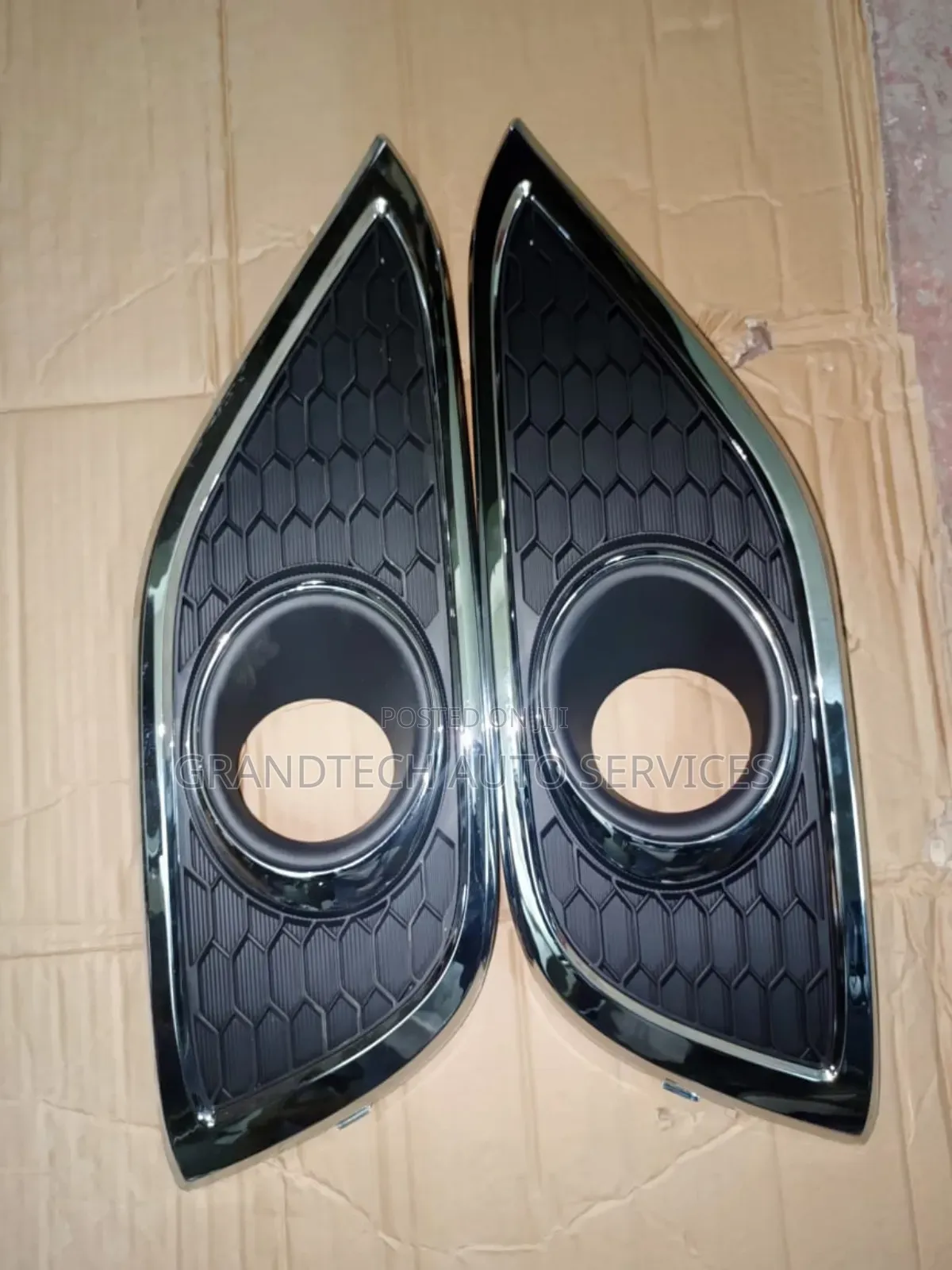 Honda CRV Rm1 Foglight Covers