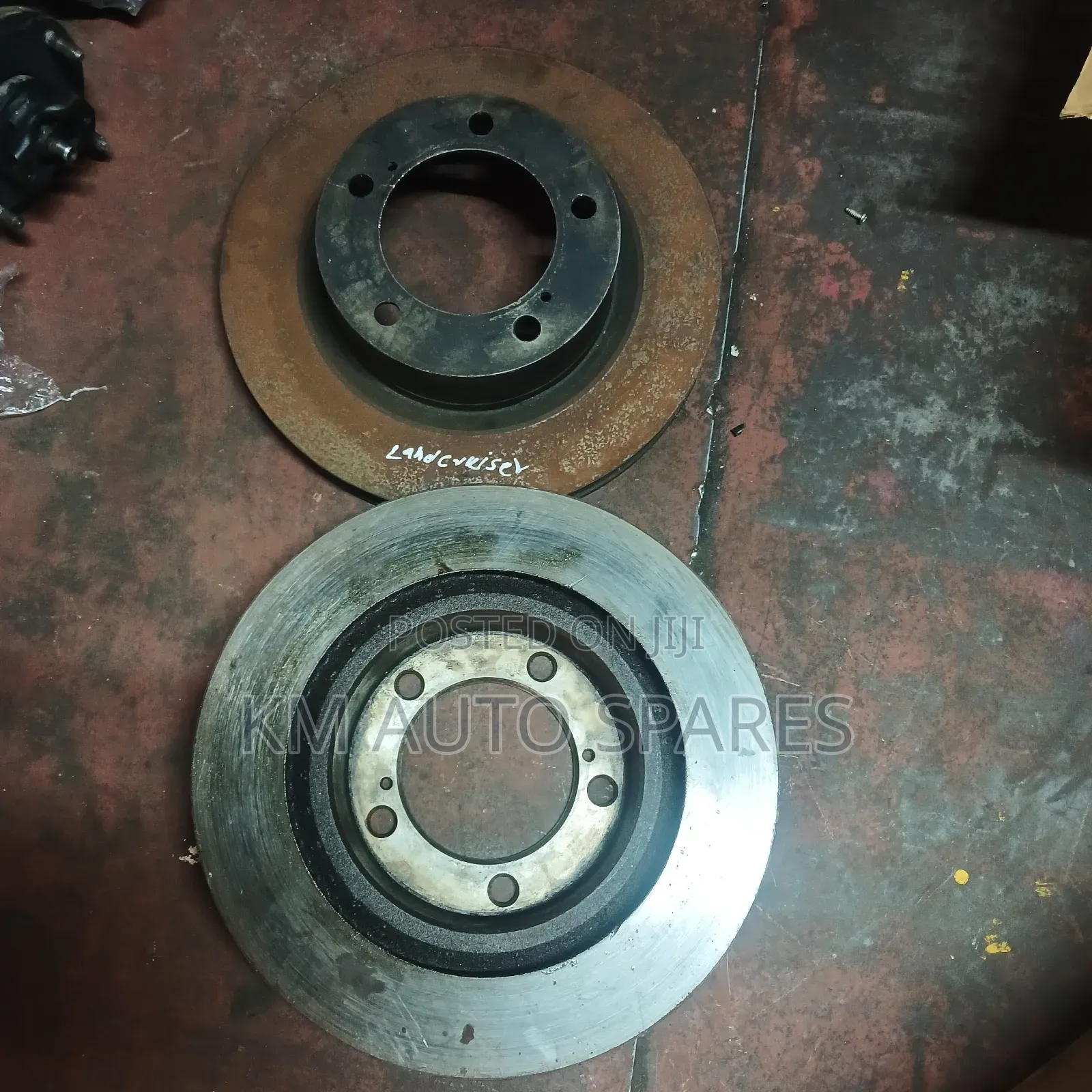 Toyota Land Cruiser V8 Rear Brake Disc.
