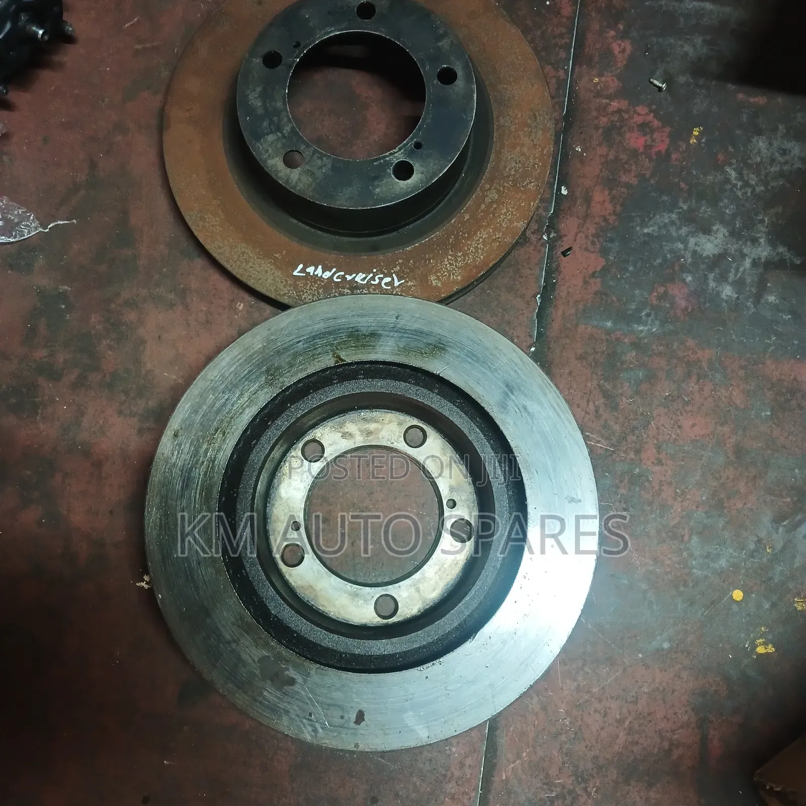 Toyota Land Cruiser V8 Rear Brake Disc.