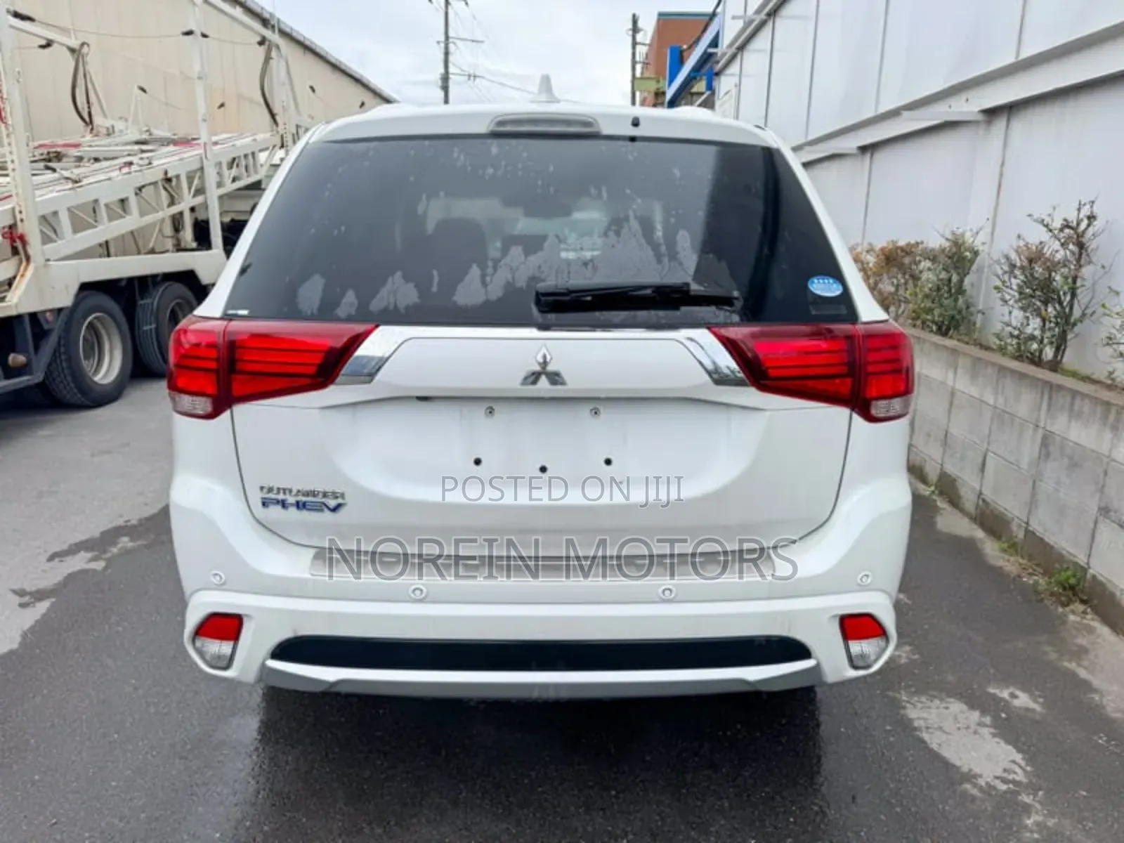 Mitsubishi Outlander 2018 Off white