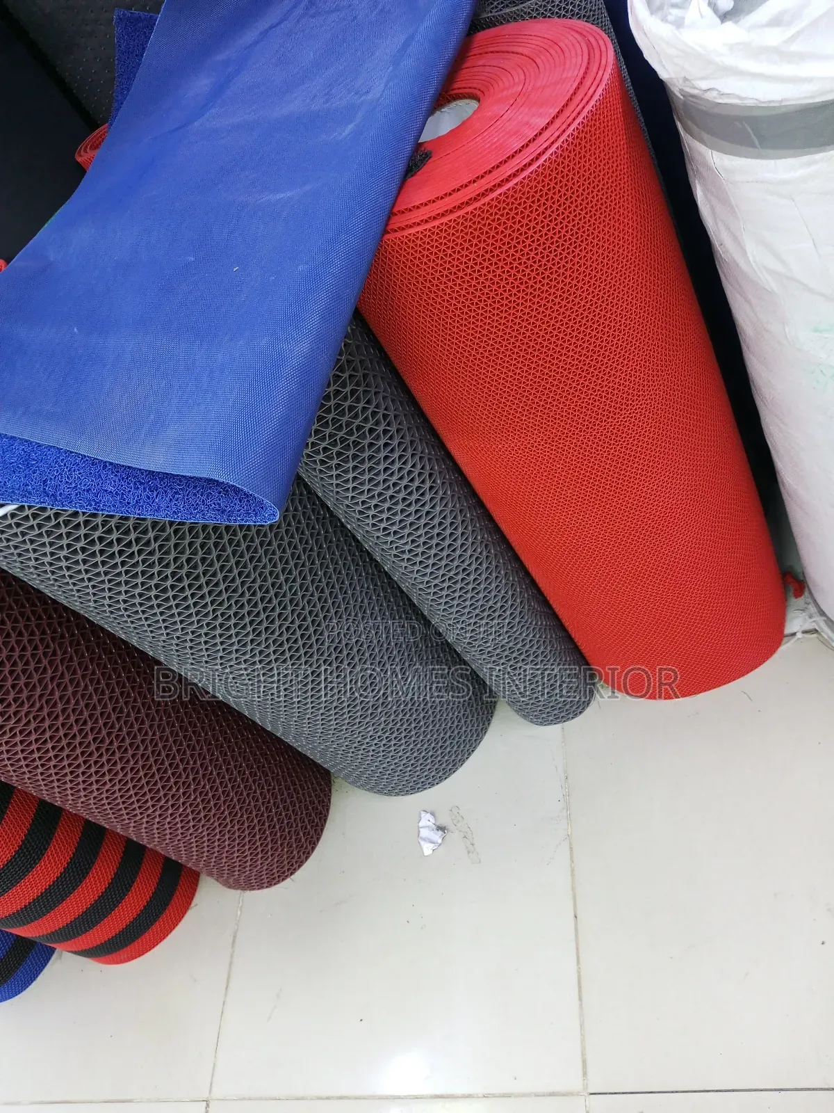 Anti Slip Rubber Bathroom Mats Available