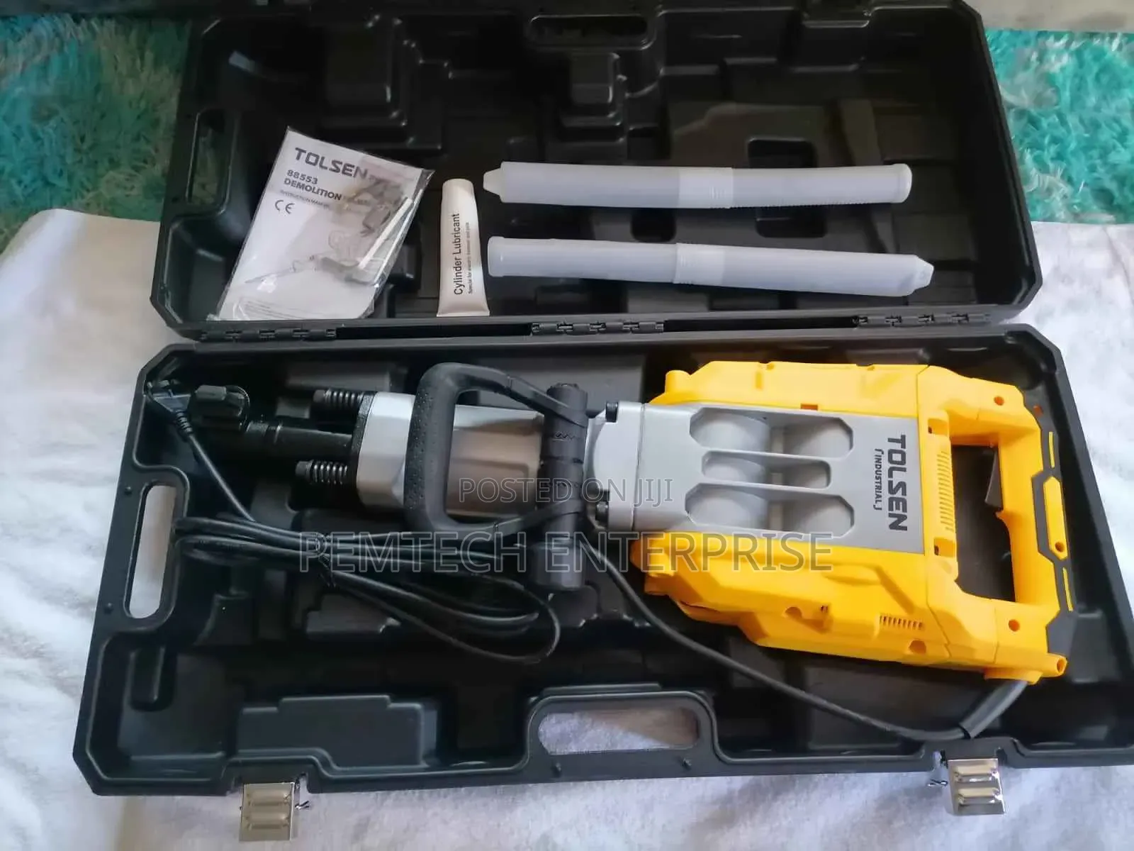 Tolsen 88553 1700w Concrete Breaker