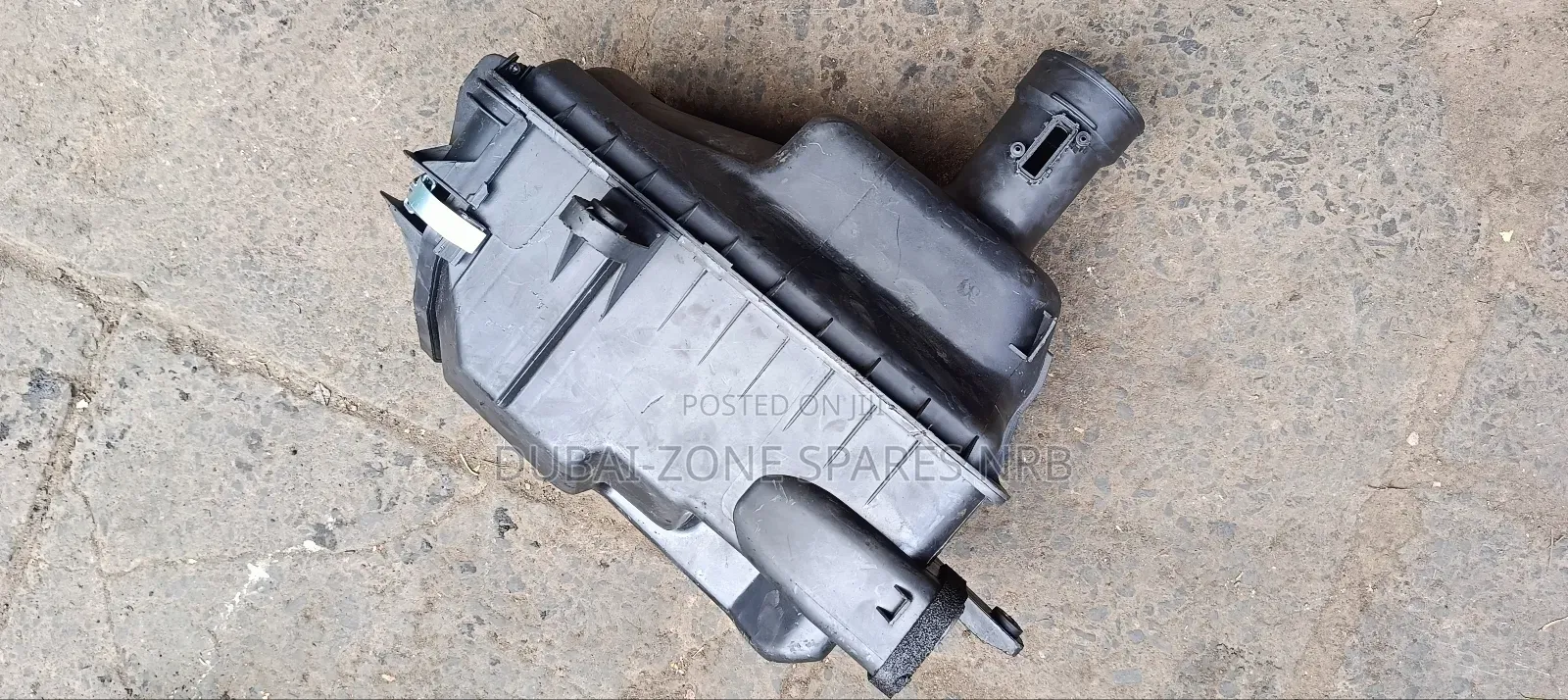 Airclearner Housing 7l,9l Hiace.