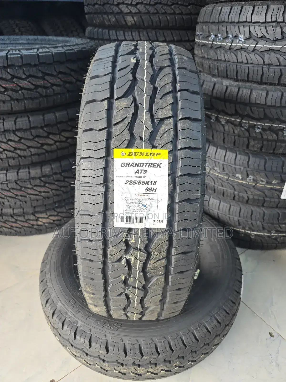 225/55r18 Dunlop Grandtrek All Terrain Tire