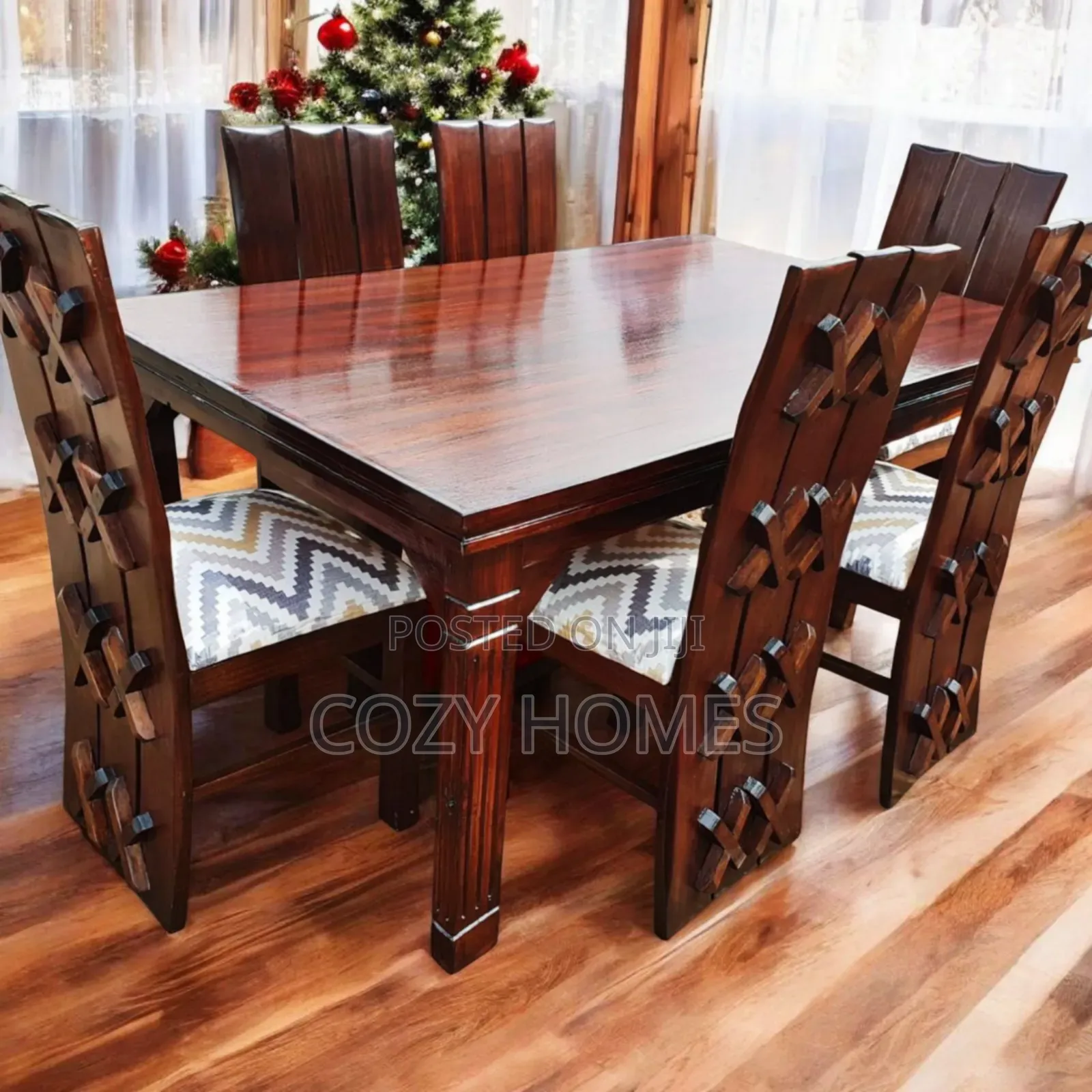 Dining Table, a Polished All Wooden Dining Table, 6 Seat